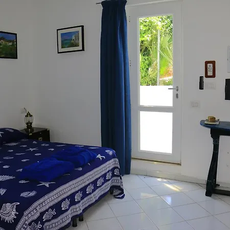 Pensionat Cala Cavone Ponza