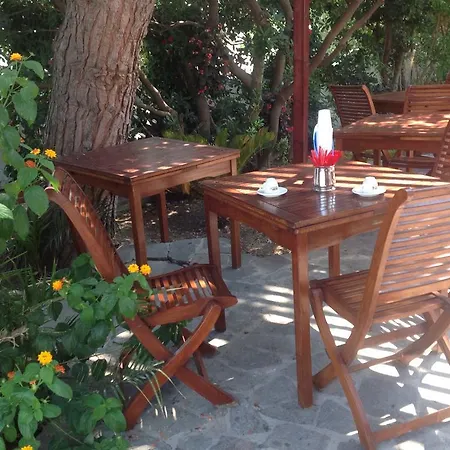 Pensionat Cala Cavone *