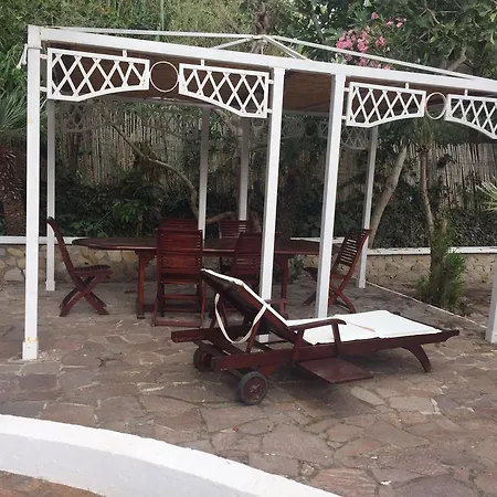 Pensionat Cala Cavone *